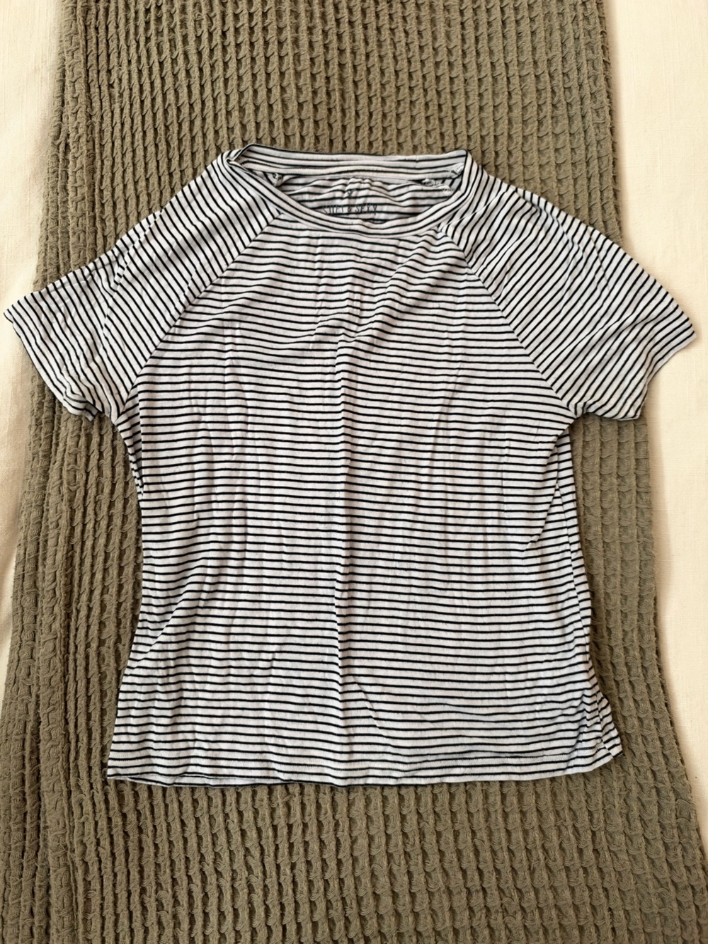 American Eagle Outfitters Black & White Striped Short Sleeve Tee